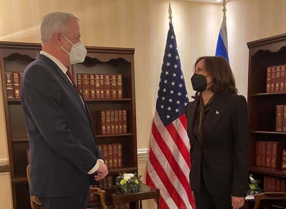 Gantz and VP Harris Meet, Discuss Iran, Ukraine, Palestinians