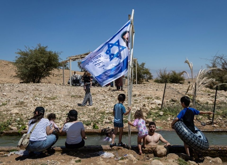 Negotiations that enable Israel’s land-grabs