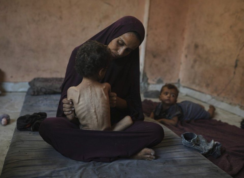 'For Pity's Sake, Stop This Now': Gaza Hunger Crisis Takes Front Page Across Global Media